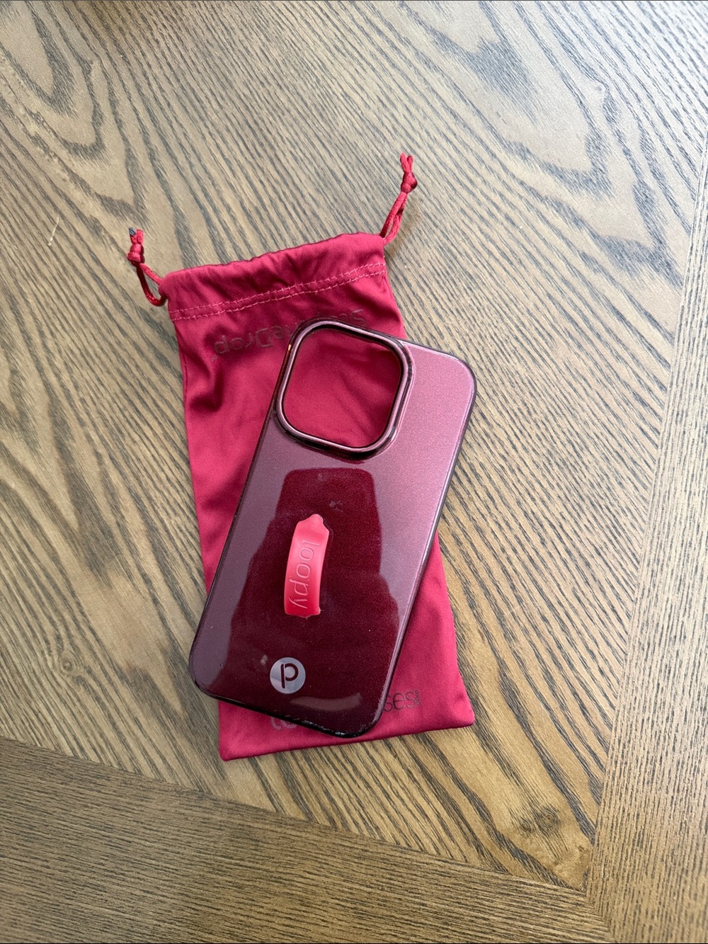 Maroon Shimmer Loopy Case (iPhone 14 Pro)